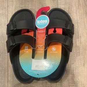 Size 7, totes sandals !! Brand new, never worn.